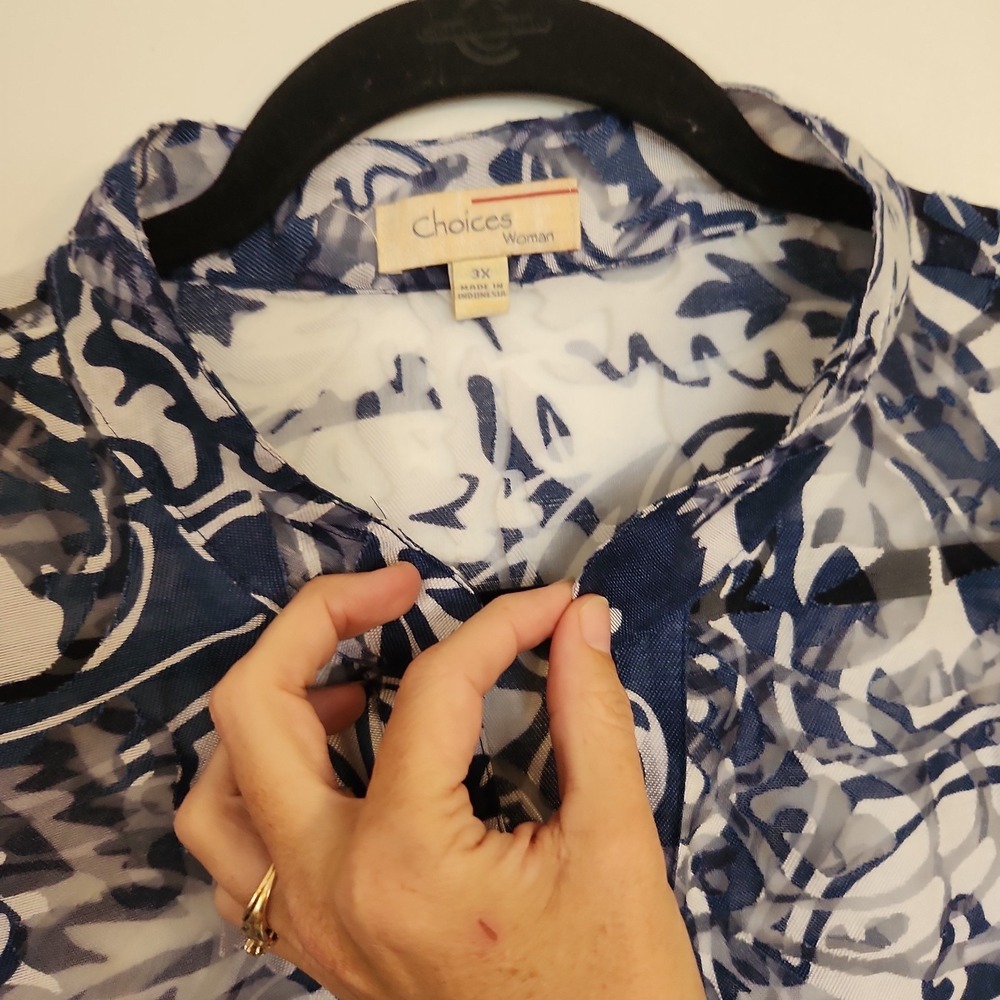 Women's Plus Size 3X Blue White‎ Burnout Floral Sheer Blouse Button Linen Blend - Picture 7 of 14